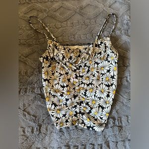 🌟 Urban outfitters floral top tank casual
